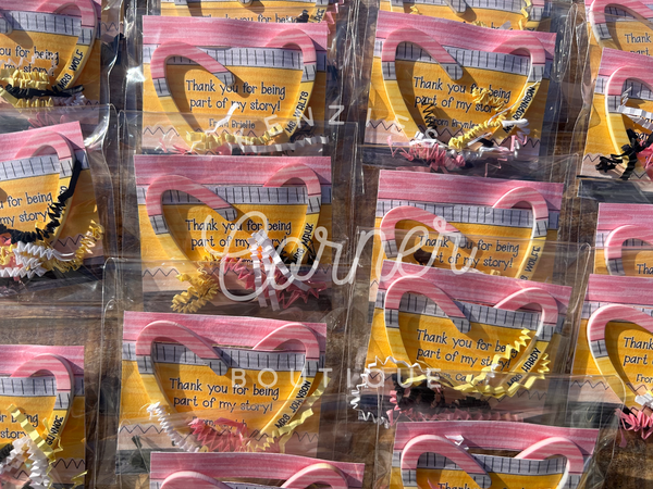 Customized Acrylic paper clip bookmark heart with pencil design