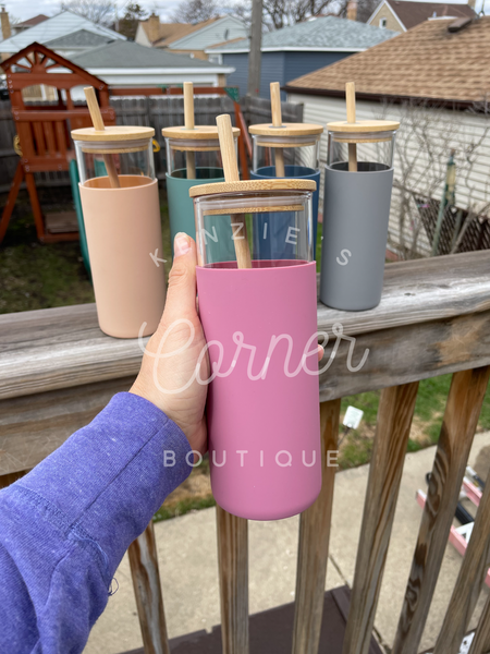 Not for sublimation Blank 17 oz glass water bottles with silicon sleeve