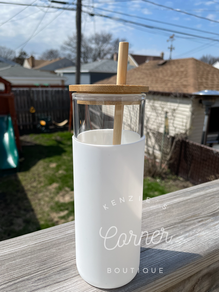 Not for sublimation Blank 17 oz glass water bottles with silicon sleeve