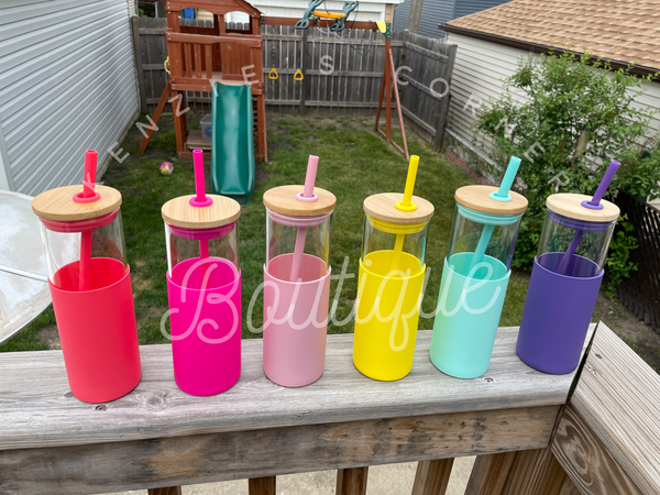 Not for sublimation Blank 22 oz glass water bottles with silicon sleeve