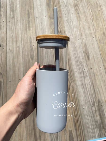 Not for sublimation Blank 22 oz glass water bottles with silicon sleeve